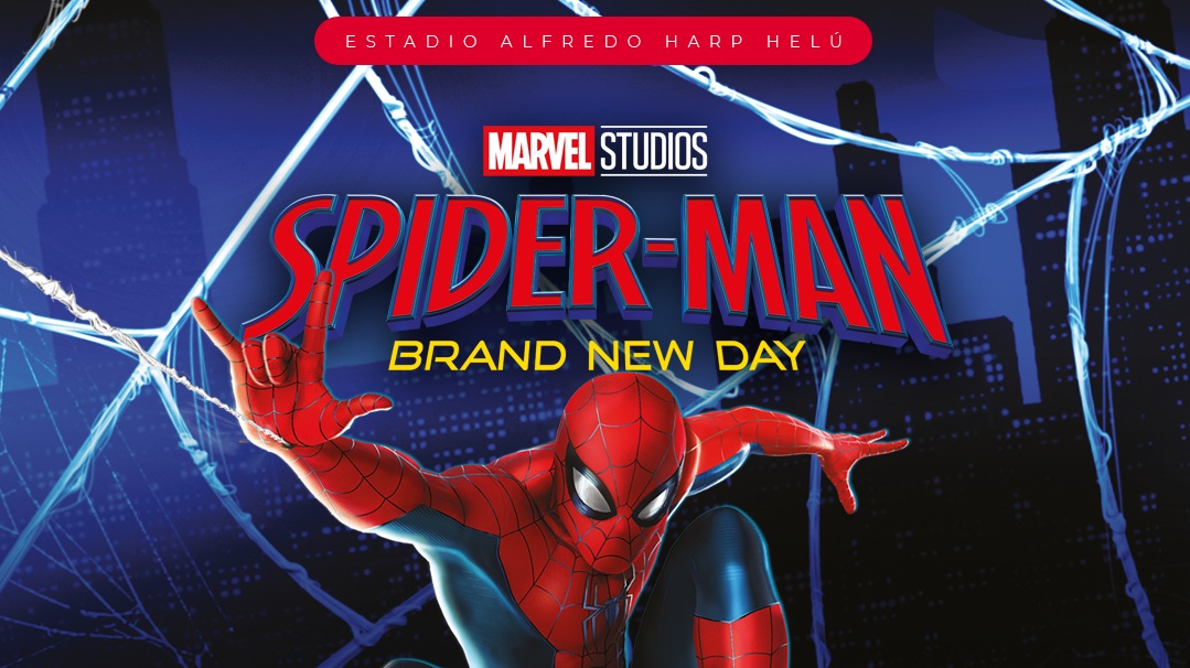 Spider-Man Brand New Day México en el Estadio Alfredo Harp Helú con jersey de los Diablos Rojos edición especial